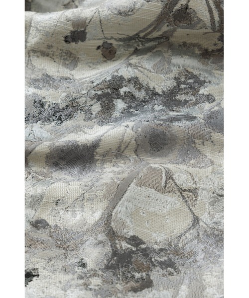 et.UNiVER(エトユニベール)の「1151 Botanical jacquard dress(ドレス・レディース・グレー/ブラウン/ブルー・M-Long/MEDIUM/M-Short)」の4枚目の写真