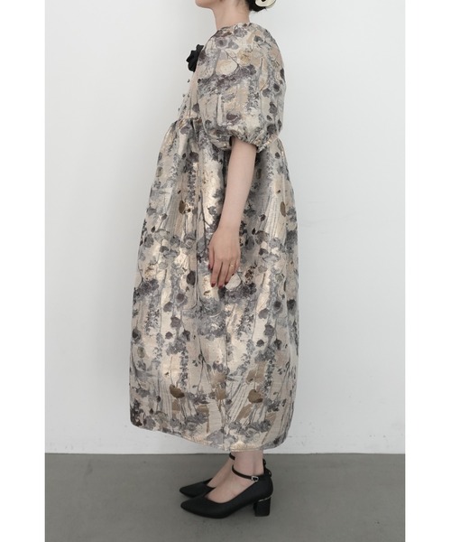 et.UNiVER(エトユニベール)の「1151 Botanical jacquard dress(ドレス・レディース・グレー/ブラウン/ブルー・M-Long/MEDIUM/M-Short)」の16枚目の写真