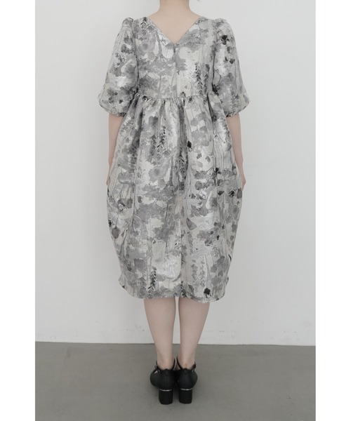 et.UNiVER(エトユニベール)の「1151 Botanical jacquard dress(ドレス・レディース・グレー/ブラウン/ブルー・M-Long/MEDIUM/M-Short)」の11枚目の写真