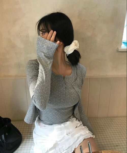 HAVISM(ヘビズム)の「DOT CARDIGAN + HENLEY NECK SLEEVELESS SET(GREY)(カーディガン/ボレロ・レディース・その他・FREE)」の7枚目の写真