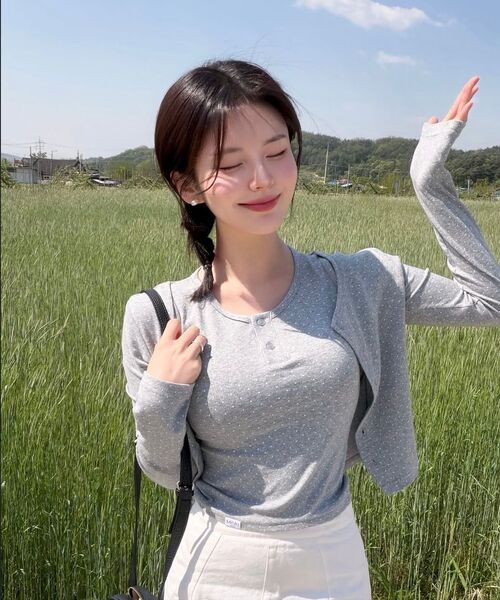 HAVISM(ヘビズム)の「DOT CARDIGAN + HENLEY NECK SLEEVELESS SET(GREY)(カーディガン/ボレロ・レディース・その他・FREE)」の9枚目の写真