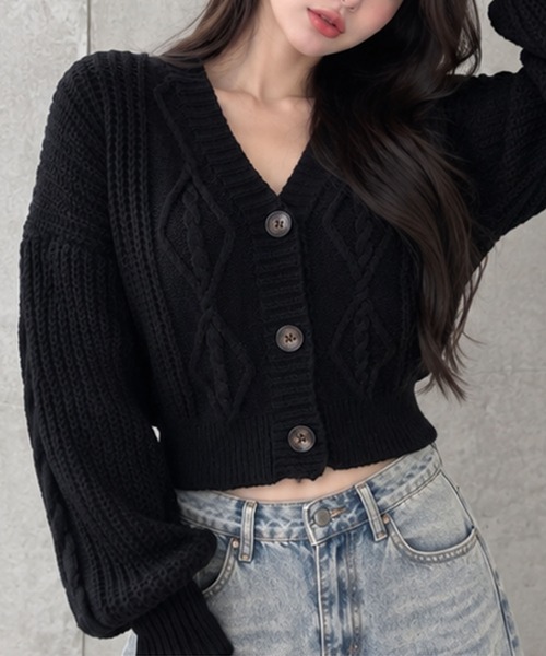 GLAMOROUS JANE(グラマラスジェーン)の「ケーブル編みVネックショートニットカーディガン(カーディガン/ボレロ・レディース・ホワイト/ベージュ/ブラック・FREE)」の7枚目の写真