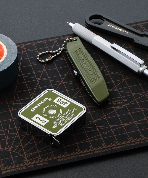 PENCO（ペンコ）の「penco ペンコ ポケットメジャー ミニ 2m（ステーショナリー・メンズ・レッド/ブラック/アイボリー/カーキ/ネイビー・FREE）」の4枚目の写真