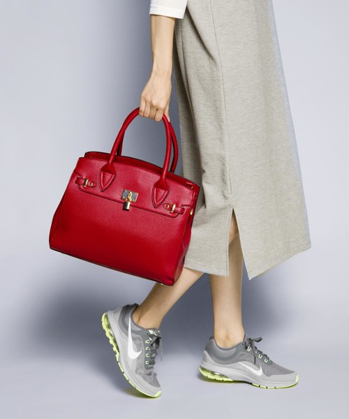 PLAIN CLOTHING（プレーンクロージング）の「【再入荷】フロントキーハンドバッグ【PLAIN CLOTHING】（ハンドバッグ・レディース・ベージュ/ネイビー/グレー/レッド/キャメル/カーキ/ブラック・FREE）」の7枚目の写真