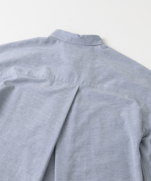 URBAN RESEARCH（アーバンリサーチ）の「UR フレアスリーブシャツ（シャツ/ブラウス・レディース・オフホワイト/ベージュ/ライトブルー・FREE）」の9枚目の写真