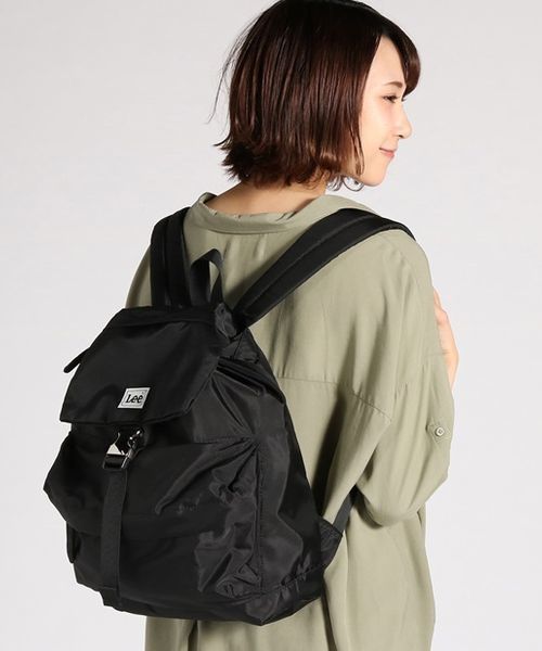 Lee(リー)の「【Lee】ナイロンバックパック(バックパック/リュック・レディース・ブラック/ネイビー・フリー)」の2枚目の写真