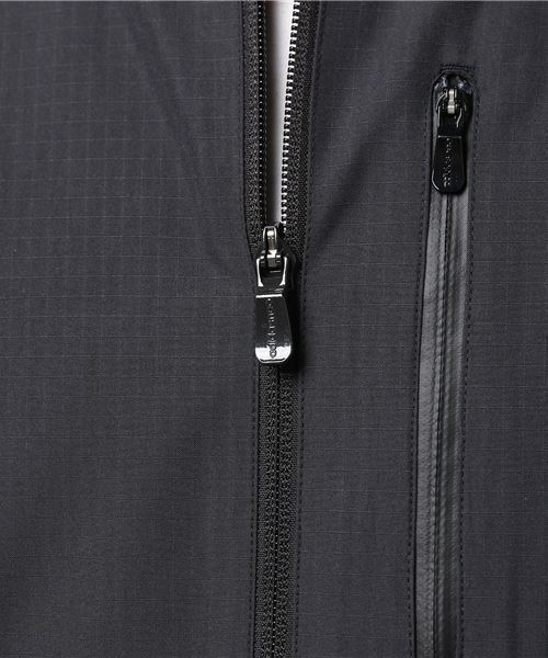 adidas（アディダス）の「ウインドフルジップ STR ｳｨﾝﾄﾞﾎﾞﾝﾊﾞｰｼﾞｬｹｯﾄ M                                                                                                                                CD1653（ナイロンジャケット・メンズ・ブラック/ホワイト・M/LL/L/S/3L）」の7枚目の写真