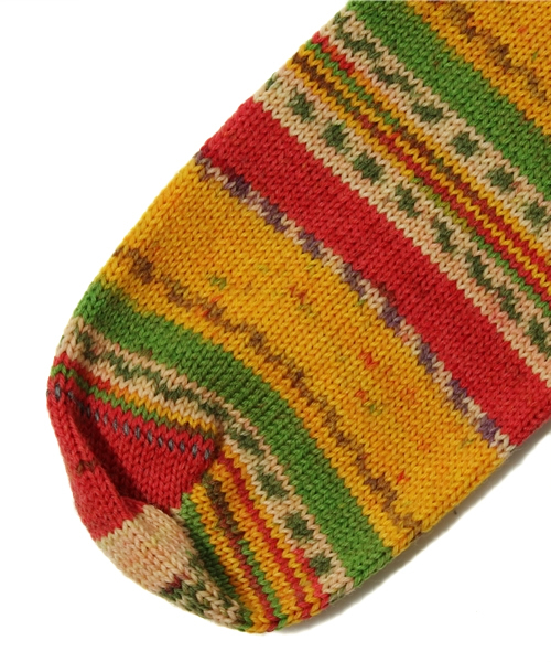 BEAMS BOY（ビームスボーイ）の「GRANGE CRAFT / フェアアイル ソックス（ソックス/靴下・レディース・ピンク/イエロー/ブルー/パープル・ONE SIZE）」の7枚目の写真