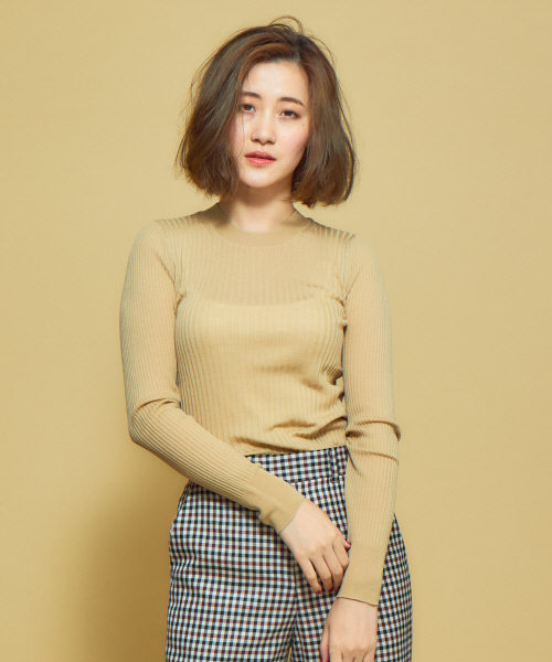 Abahouse Devinette（ドゥヴィネット）の「SUPER120sハイゲージリブニット（ニット/セーター・レディース・ホワイト/ライトグレー/ブラック/ベージュ/ブルー/ブルー系その他/ネイビー・フリー）」の4枚目の写真