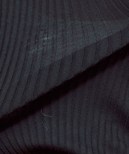 Abahouse Devinette（ドゥヴィネット）の「SUPER120sハイゲージリブニット（ニット/セーター・レディース・ホワイト/ライトグレー/ブラック/ベージュ/ブルー/ブルー系その他/ネイビー・フリー）」の17枚目の写真