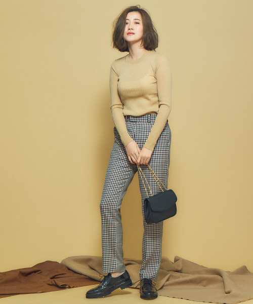 Abahouse Devinette（ドゥヴィネット）の「SUPER120sハイゲージリブニット（ニット/セーター・レディース・ホワイト/ライトグレー/ブラック/ベージュ/ブルー/ブルー系その他/ネイビー・フリー）」の20枚目の写真