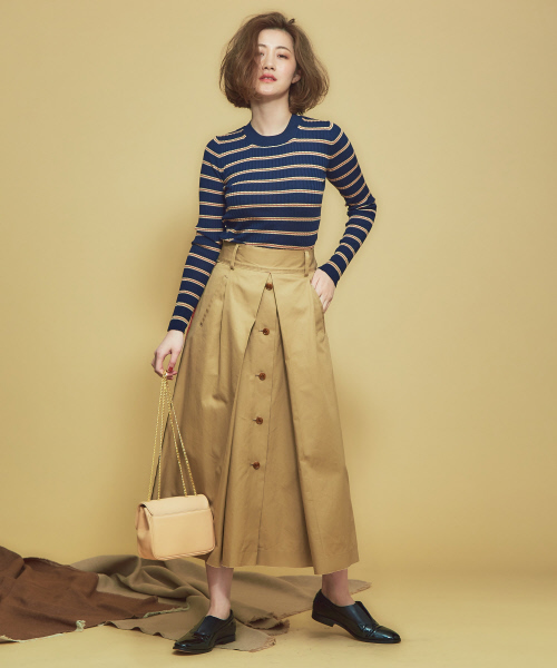 Abahouse Devinette（ドゥヴィネット）の「SUPER120sハイゲージリブニット（ニット/セーター・レディース・ホワイト/ライトグレー/ブラック/ベージュ/ブルー/ブルー系その他/ネイビー・フリー）」の21枚目の写真