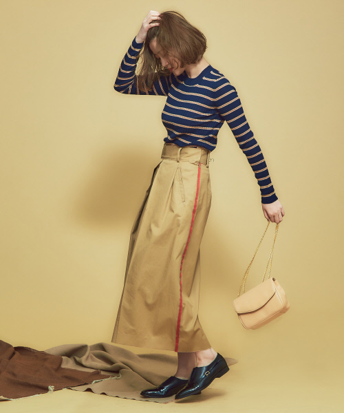 Abahouse Devinette（ドゥヴィネット）の「SUPER120sハイゲージリブニット（ニット/セーター・レディース・ホワイト/ライトグレー/ブラック/ベージュ/ブルー/ブルー系その他/ネイビー・フリー）」の22枚目の写真