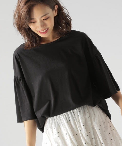 BAYFLOW（ベイフロー）の「GOOD PRICE／バッククロスフレアトップス（Tシャツ/カットソー・レディース・ブラック/オフホワイト/ピンク/ブルー・SMALL/MEDIUM）」の3枚目の写真