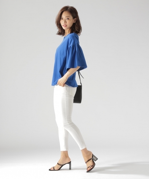 BAYFLOW（ベイフロー）の「GOOD PRICE／バッククロスフレアトップス（Tシャツ/カットソー・レディース・ブラック/オフホワイト/ピンク/ブルー・SMALL/MEDIUM）」の11枚目の写真