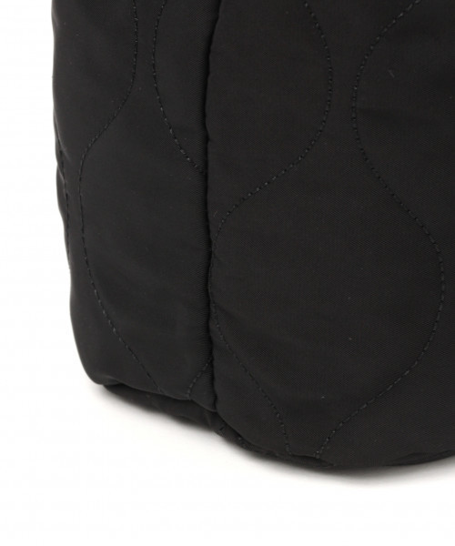 CONVERSE（コンバース）の「【CONVERSE(コンバース)】ヒョウタンキルト巾着バッグ（ショルダーバッグ・レディース・チャコール/ブラック/ベージュ・FREE）」の12枚目の写真