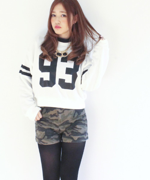 WEGO（ウィゴー）の「WEGO/ハイウエストロールアップショーツ（デニムパンツ・レディース・ホワイト/インディゴブルー/その他1/ダークインディゴブルー・MEDIUM/LARGE）」の4枚目の写真