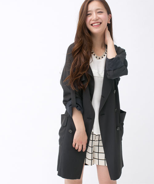 NANO universe（ナノユニバース）の「【MORE5月号掲載】テロトレンチコート（トレンチコート・レディース・ベージュ/ネイビー・38/36）」の2枚目の写真