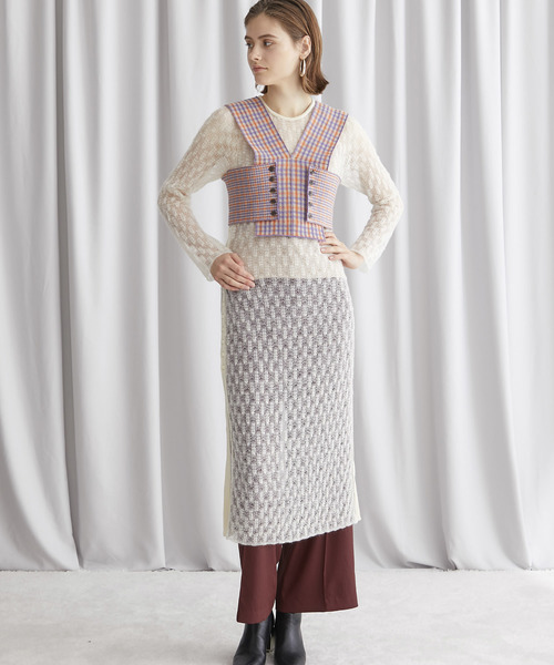 TAN(タン)の「【TAN(タン)】サイドボタンタートルネックニットレイヤードワンピース(ワンピース・レディース・ブラック/アイボリー・FREE)」の9枚目の写真