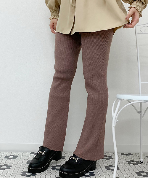 apres jour(アプレジュール)の「リブニットパンツ【ZOZOTOWN限定アイテム】(その他パンツ・レディース・ブラック/ダークブラウン/モカ/ライトベージュ・フリー)」の1枚目の写真