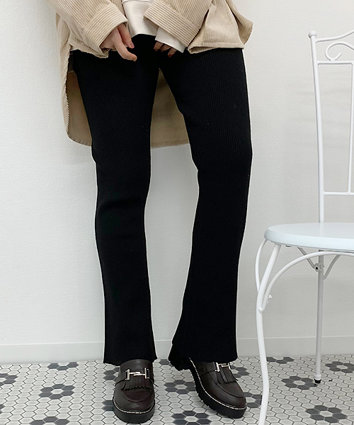 apres jour(アプレジュール)の「リブニットパンツ【ZOZOTOWN限定アイテム】(その他パンツ・レディース・ブラック/ダークブラウン/モカ/ライトベージュ・フリー)」の13枚目の写真