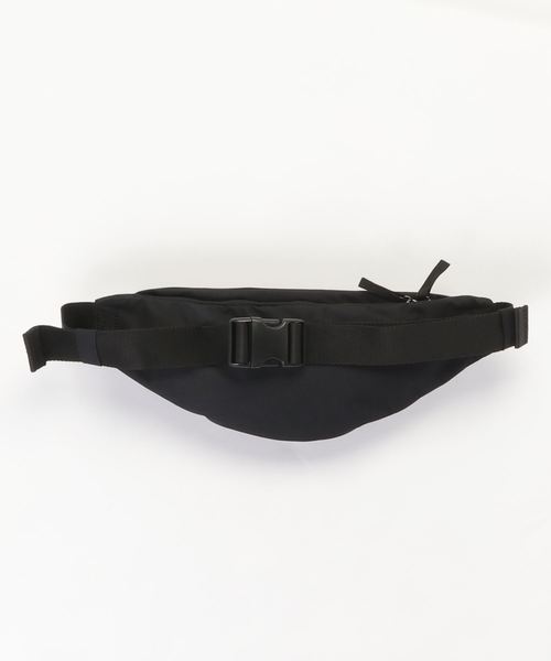 新品　NIKESB ナイキ ウェストバッグ NIKE 新品 SB WAIST BAG ナイキ ウエストバッグ カモフラ 迷彩