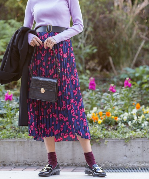 Libby&Rose（リビーアンドローズ）の「レトロ花柄プリーツスカート