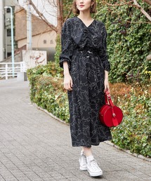 黒ワンピースの秋コーデ 最新 ワンランク上の着こなしテクを大公開 Zozotown