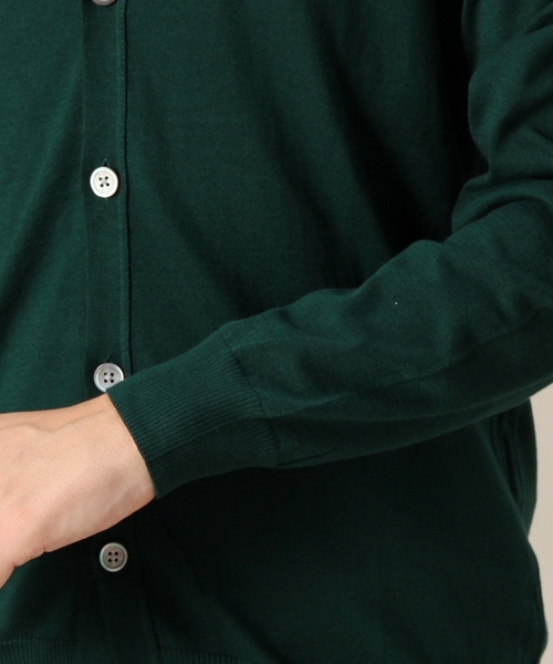 BEAUTY&YOUTH UNITED ARROWS(ビューティーアンドユースユナイテッドアローズ)の「BY スーピマ コットン Vカーディガン ◆(カーディガン/ボレロ・メンズ・グレー/ダークグリーン/ネイビー・SMALL/MEDIUM/LARGE/X-LARGE)」の4枚目の写真