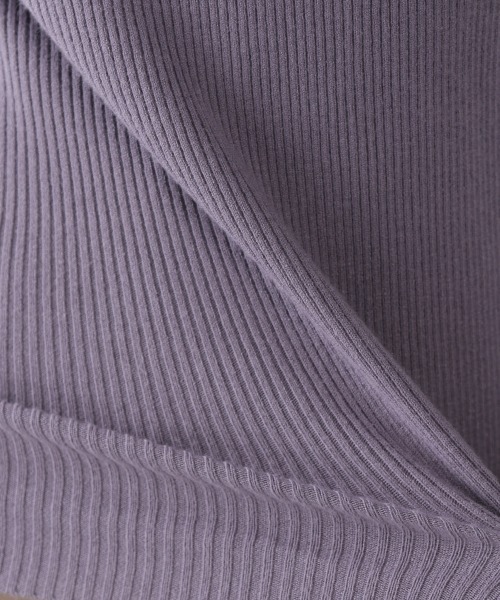 LOWRYS FARM(ローリーズファーム)の「12GリブタートルLS 919023(ニット/セーター・レディース・ベージュ/パープル/オフホワイト/ブラック・FREE)」の7枚目の写真