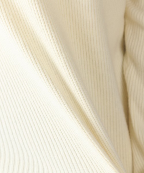 LOWRYS FARM(ローリーズファーム)の「12GリブタートルLS 919023(ニット/セーター・レディース・ベージュ/パープル/オフホワイト/ブラック・FREE)」の15枚目の写真