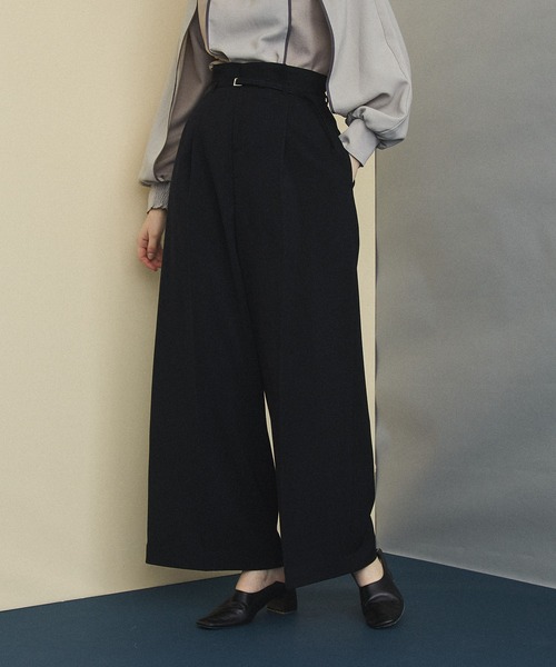 UNITED TOKYO（ユナイテッドトウキョウ）の「ワンタックワイドパンツ（スラックス・レディース・アイボリー/マスタード/ワインレッド/ブラック/ブルー/グリーン・1/2/3）」の3枚目の写真