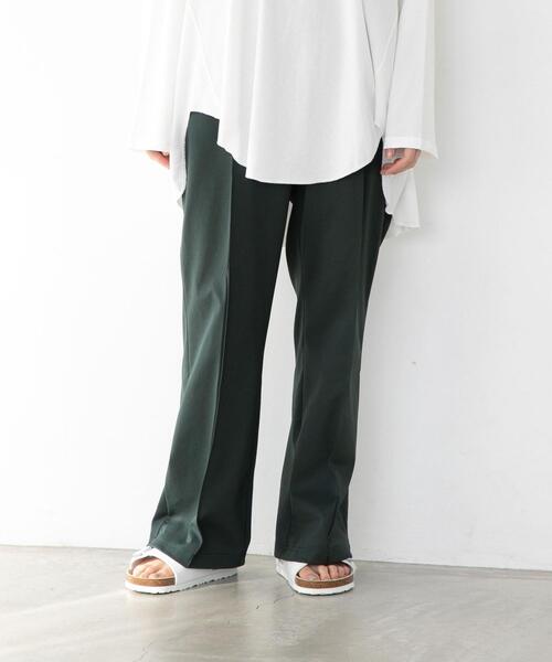 FEELING MADE（フィーリングメイド）の「FEELING MADE ストレッチポンチ センターシーム パンツ（スラックス・レディース・ブラック/ライラック/ナチュラル/ダークグリーン/ブラウン/ピンク/オリーブ・LARGE/SMALL/MEDIUM）」の4枚目の写真