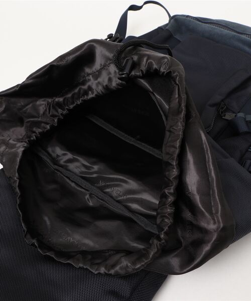 MAKAVELIC（マキャベリック）の「【62】【it】【MAKAVELIC】MONARCA B511（バックパック/リュック・メンズ・ネイビー・FREE）」の4枚目の写真