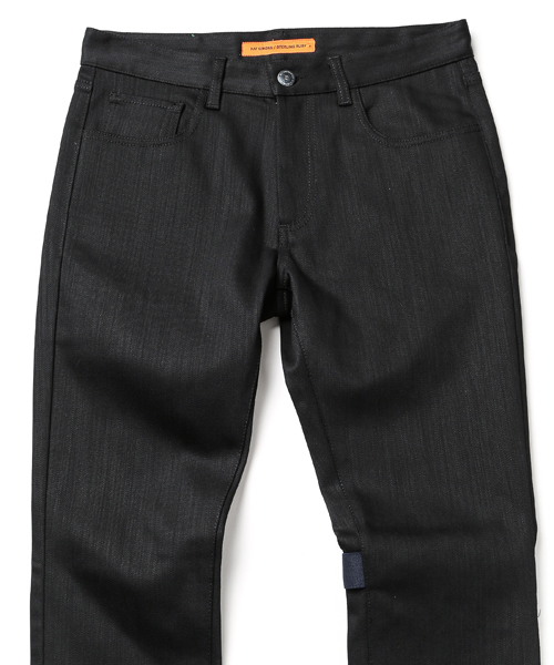 RAF SIMONS（ラフシモンズ）の「Narrow fit jeans w/text elastic on