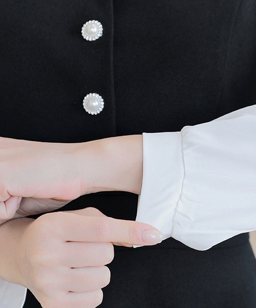 HOTPING(ホッピン)の「パールボタンフレアワンピース(ワンピース・レディース・ブラック・FREE)」の6枚目の写真