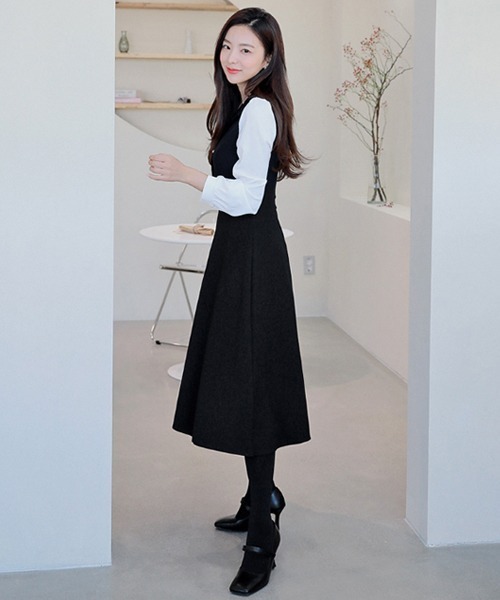 HOTPING(ホッピン)の「パールボタンフレアワンピース(ワンピース・レディース・ブラック・FREE)」の11枚目の写真