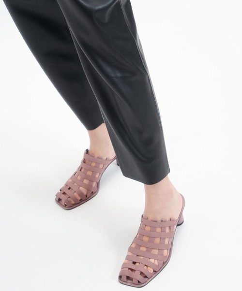 CHARLES & KEITH（チャールズ & キース）の「グログラン ウーブンミュール / Grossgrain Woven Mules（サンダル・レディース・ブルー/ブラック/パープル・23cm/25.5cm/25cm/23.5cm/24.5cm/22.5cm/22cm）」の17枚目の写真