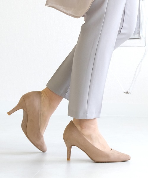 AmiAmi(アミアミ)の「ワンランク上の履き心地!走れるポインテッドトゥパンプス/7cmヒール/生地巻きヒール(パンプス・レディース・ライトグレー/ブラック/ベージュ/イエロー/ブラック系その他/アイボリー/パイソン/ベージュ系その他/ライトカーキ/グレイッシュベージュ/シルバー系その他/ピンクベージュ・38/39/35/36/37)」の6枚目の写真