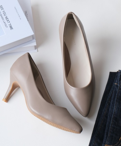 AmiAmi(アミアミ)の「ワンランク上の履き心地!走れるポインテッドトゥパンプス/7cmヒール/生地巻きヒール(パンプス・レディース・ライトグレー/ブラック/ベージュ/イエロー/ブラック系その他/アイボリー/パイソン/ベージュ系その他/ライトカーキ/グレイッシュベージュ/シルバー系その他/ピンクベージュ・38/39/35/36/37)」の8枚目の写真