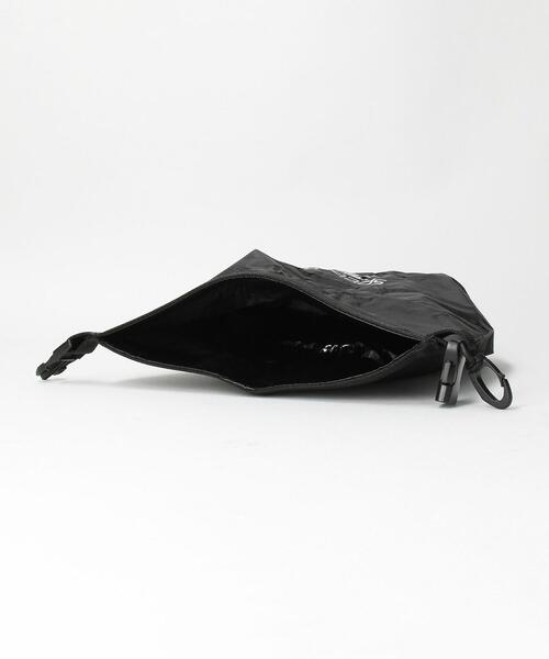 Speedo（スピード）の「[ スピード ] Speedo ハイドロ エア ウォーター プルーフ ロールトップ 3L（エコバッグ/サブバッグ・メンズ・ブラック/オリーブ・FREE）」の5枚目の写真