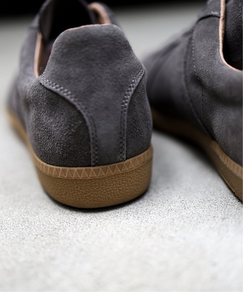 417 EDIFICE（フォーワンセブンエディフィス）の「【GERMAN TRAINER / ジャーマントレーナー】SUEDE（スニーカー・メンズ・チャコールグレー/ブラック・40/41/42/43）」の14枚目の写真