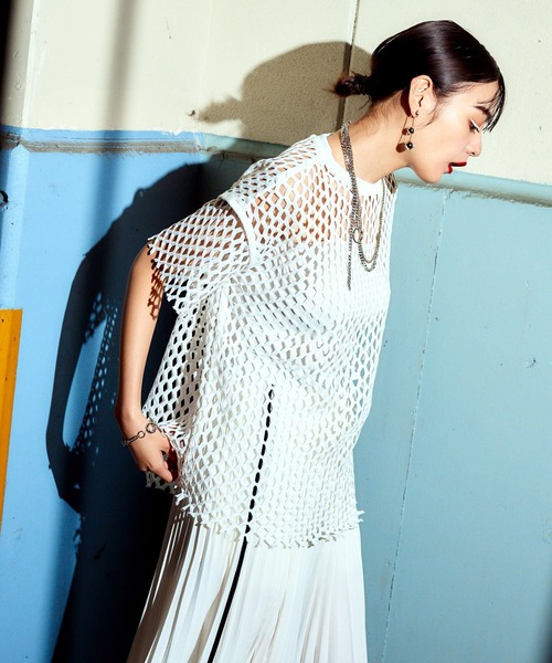 Narcissus（ナルシス）の「【Narcissus】メッシュカットトップス（Tシャツ/カットソー・レディース・ブラック/ホワイト・FREE）」の17枚目の写真