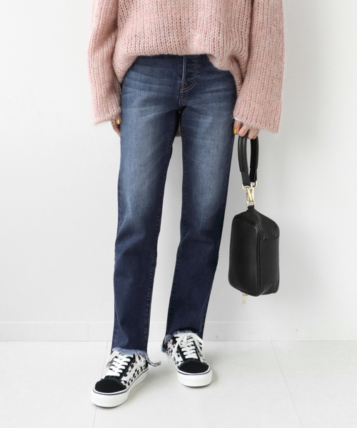 JOURNAL STANDARD relume(ジャーナルスタンダード レリューム)の「《追加2》ASYMMETRY HEMデニム◆(デニムパンツ・レディース・ネイビー/ブルー・40/38/36)」の6枚目の写真