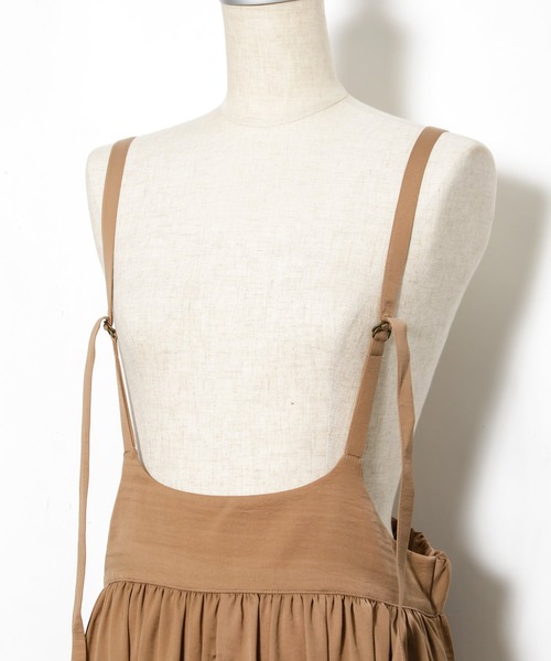 AS KNOW AS PINKY(アズノゥアズピンキー)の「サテンでギャザージャンスカ(ジャンパースカート・レディース・カーキ/ブラック/ブラウン・FREE)」の19枚目の写真