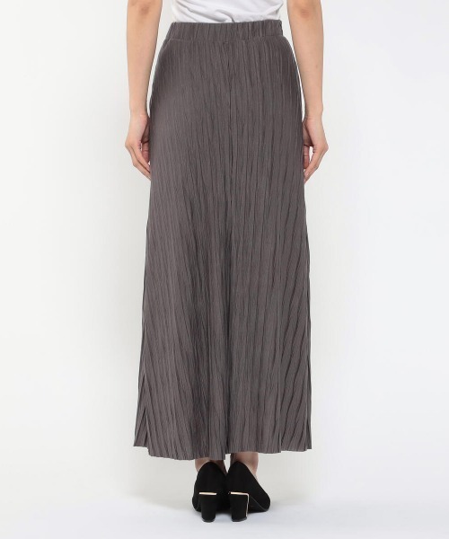 MEW'S REFINED CLOTHES（ミューズリファインドクローズ）の「軽量カットプリーツロングスカート（スカート・レディース・モカ/ベージュ・MEDIUM）」の6枚目の写真