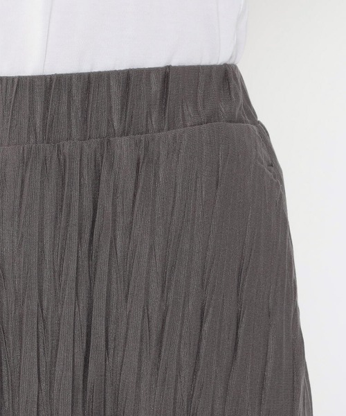 MEW'S REFINED CLOTHES（ミューズリファインドクローズ）の「軽量カットプリーツロングスカート（スカート・レディース・モカ/ベージュ・MEDIUM）」の7枚目の写真