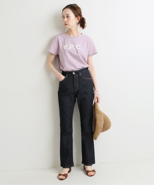 IENA（イエナ）の「サマーデニムスリムセミフレアパンツ◆（デニムパンツ・レディース・ネイビー/ブルー系その他・38/36/34/40）」の4枚目の写真