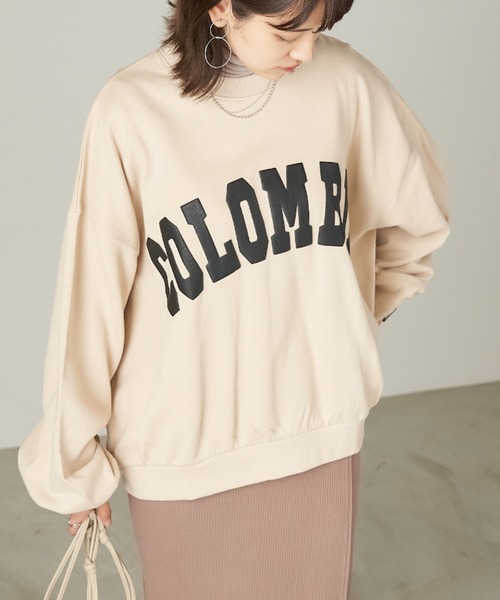 Chaco closet（チャコ クローゼット）の「"COLOMBIA"カレッジロゴ風ビッグシルエットスウェット（スウェット・レディース・ベージュ/ネイビー/カーキ・FREE）」の2枚目の写真