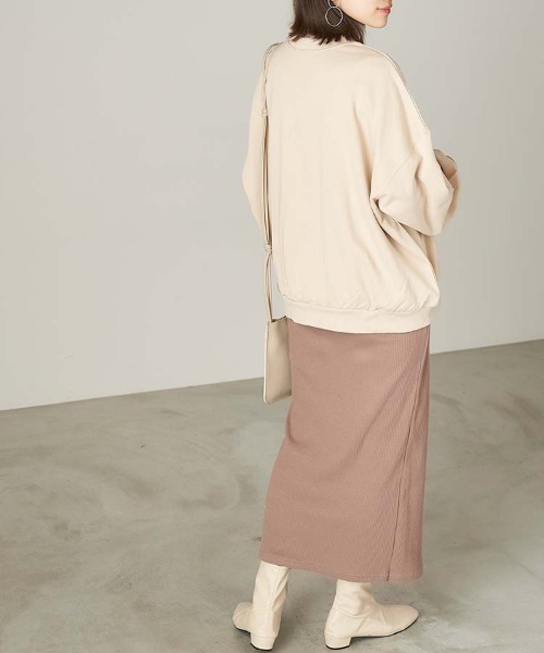 Chaco closet（チャコ クローゼット）の「"COLOMBIA"カレッジロゴ風ビッグシルエットスウェット（スウェット・レディース・ベージュ/ネイビー/カーキ・FREE）」の8枚目の写真